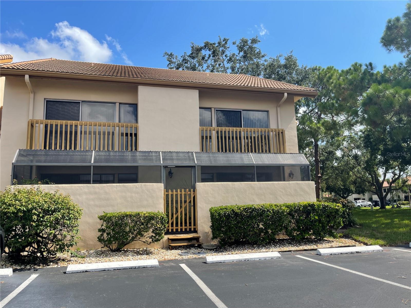 3097 Willow Grn #32, Sarasota, FL 34235