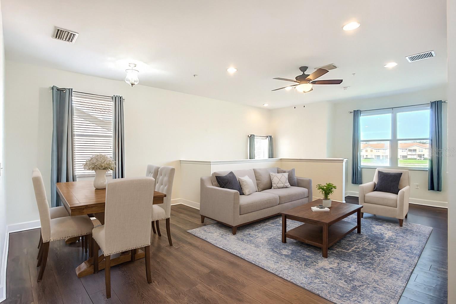 3668 Parkridge Cir #28-201, Sarasota, FL 34243