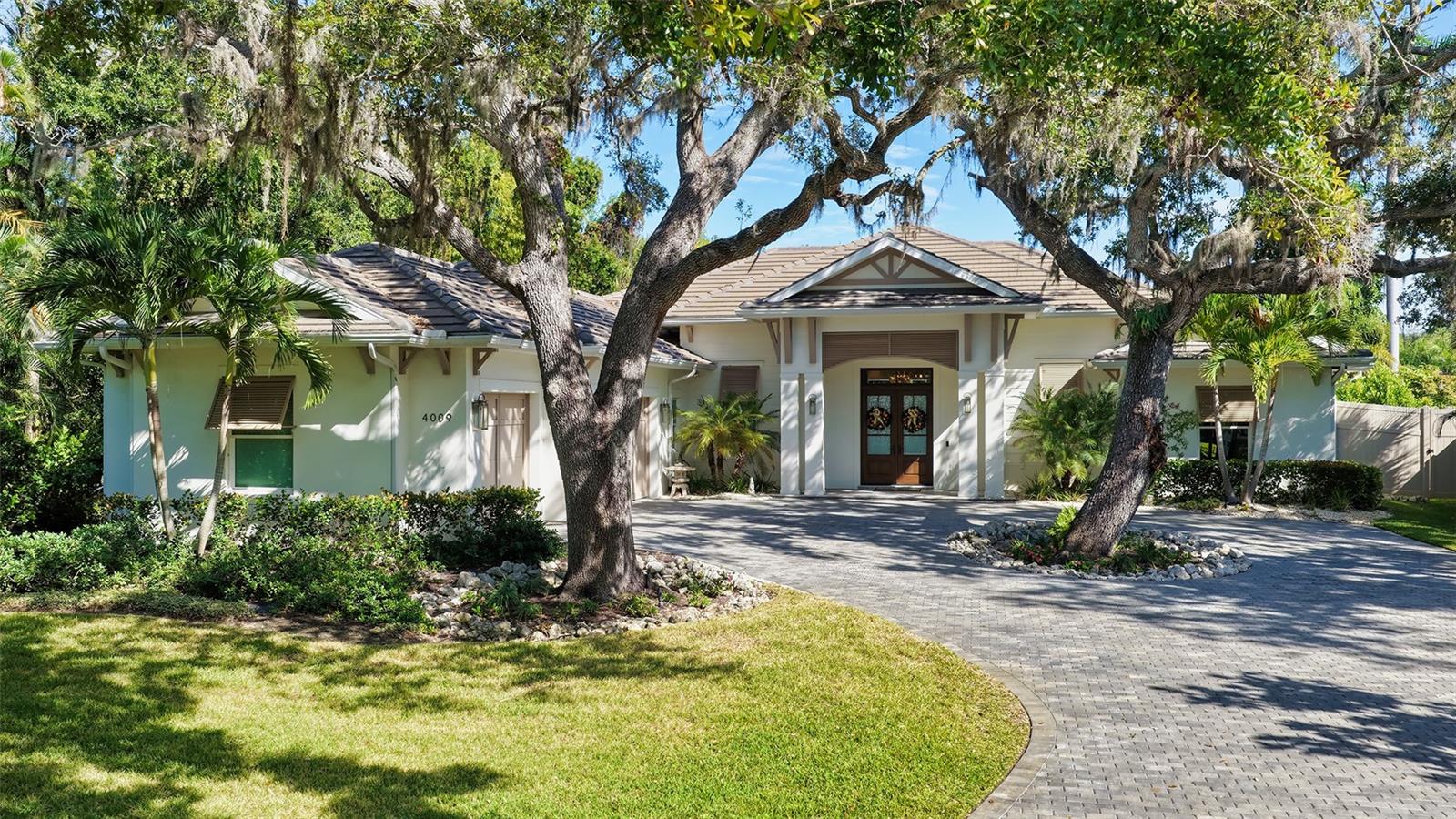4009 Red Rock Ln, Sarasota, FL 34231