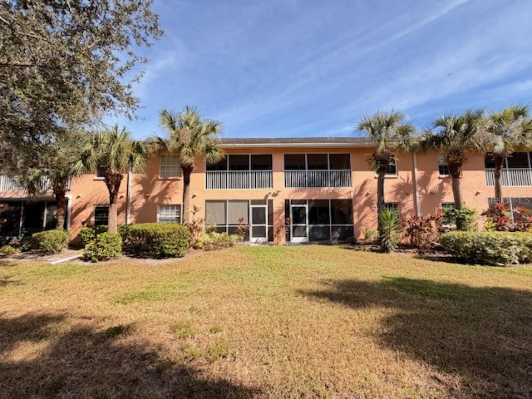 19300 Water Oak Dr #105, Port Charlotte, FL 33948