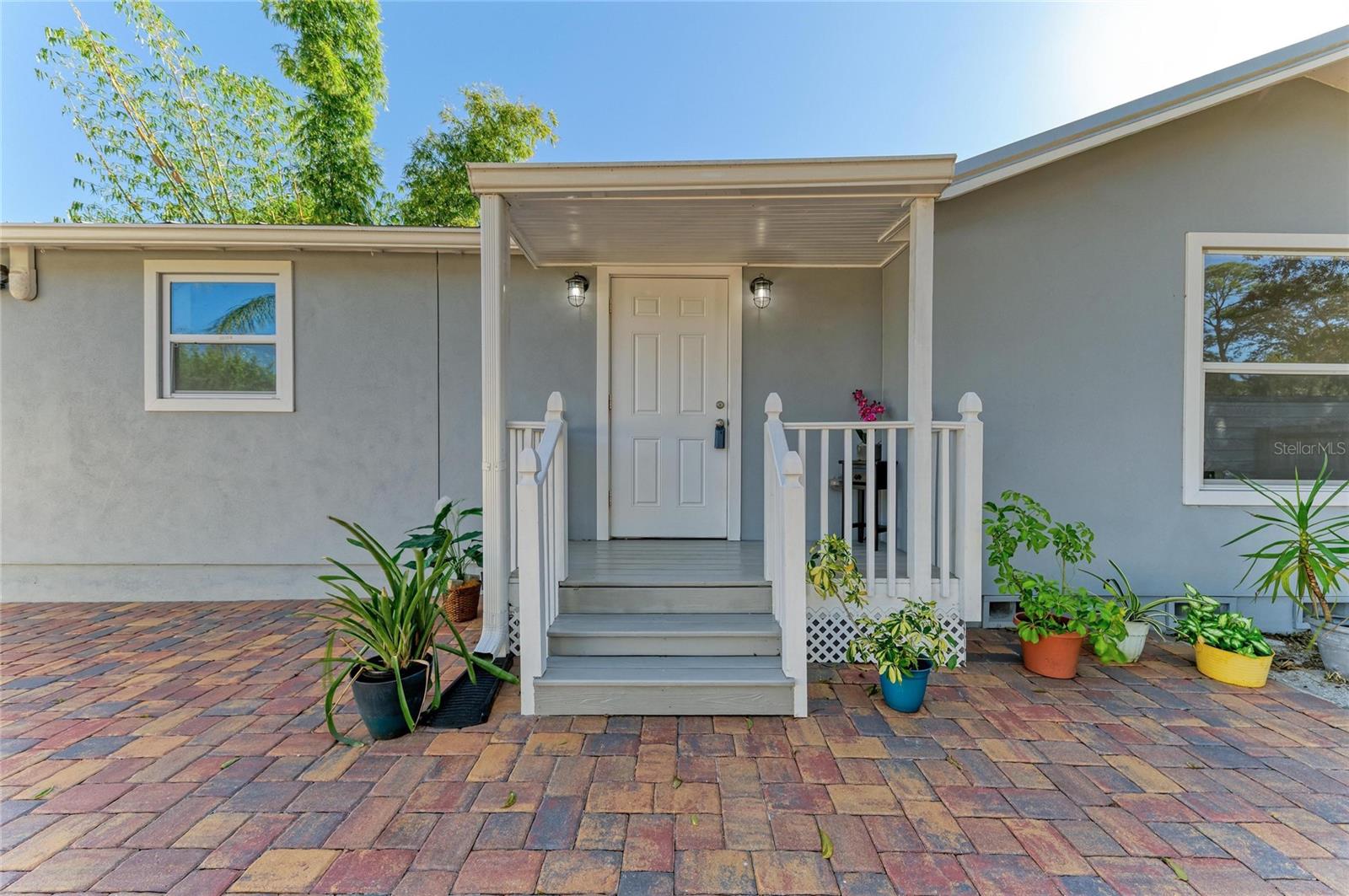 530 Howell Pl, Sarasota, FL 34232