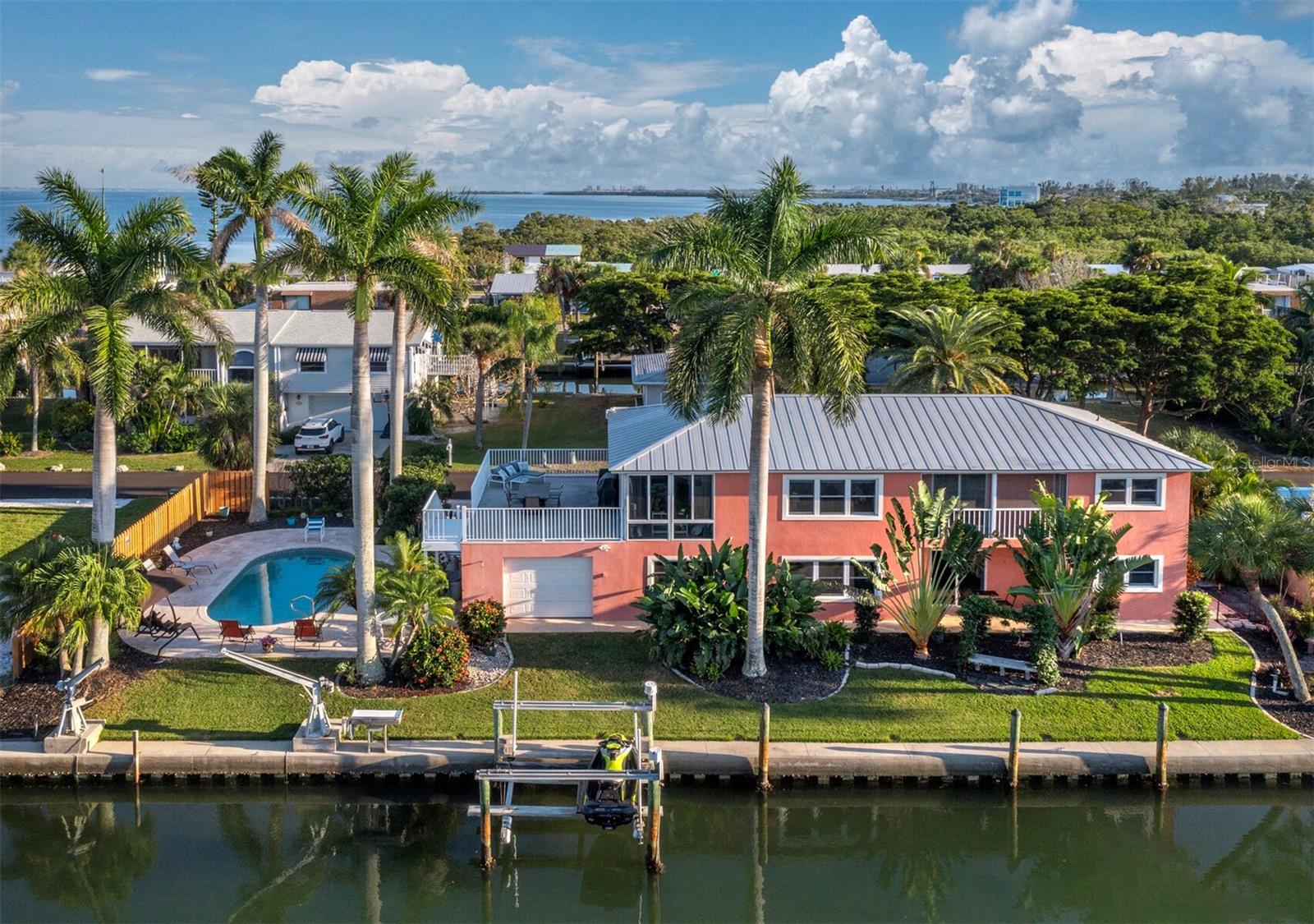 761 Tarawitt Dr, Longboat Key, FL 34228