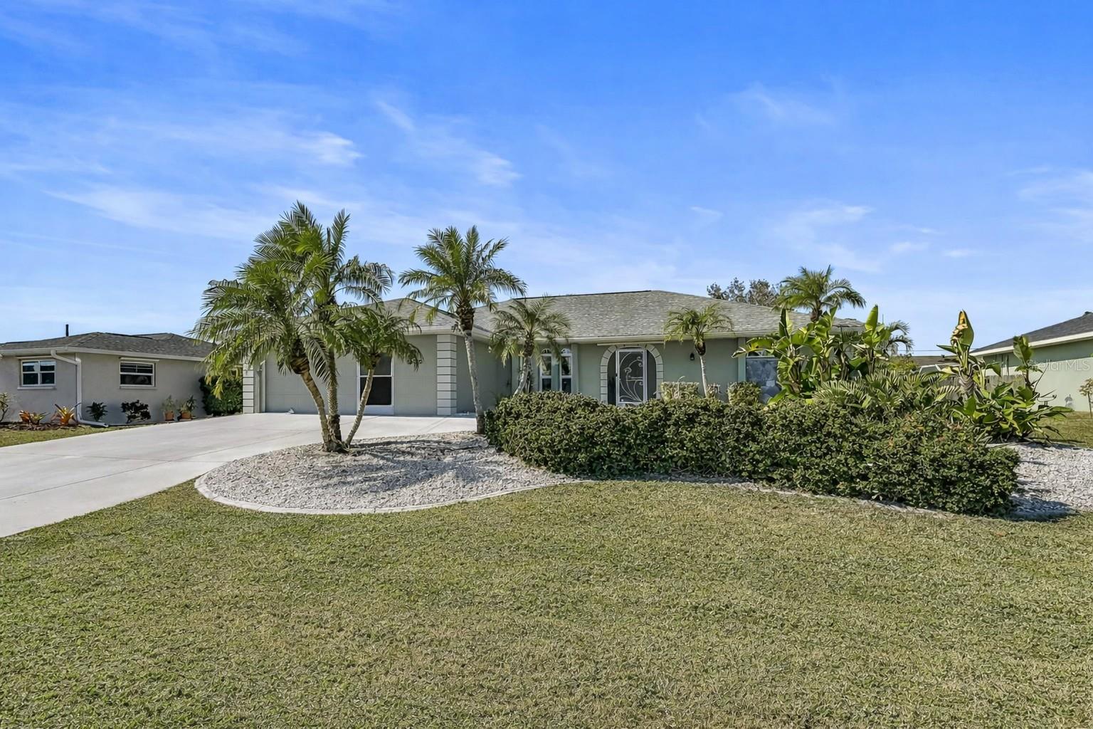 19010 Mcgrath Cir, Port Charlotte, FL 33948