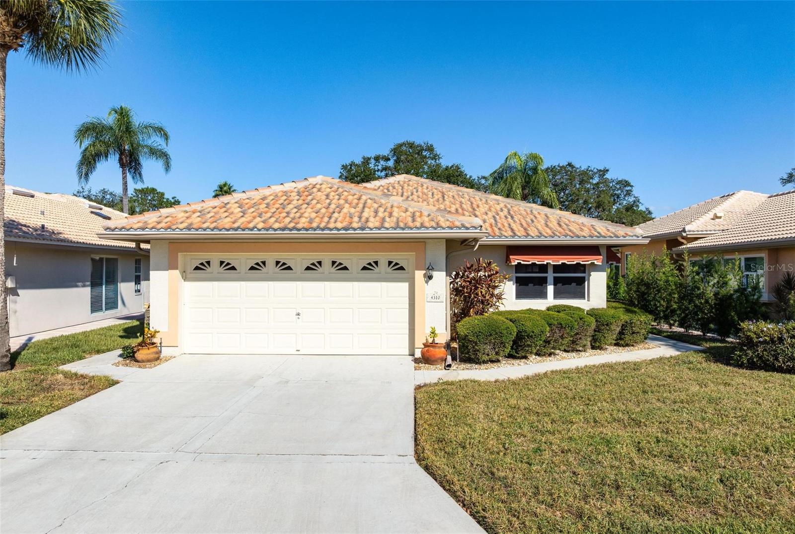 4310 Turnberry Ct, Bradenton, FL 34210