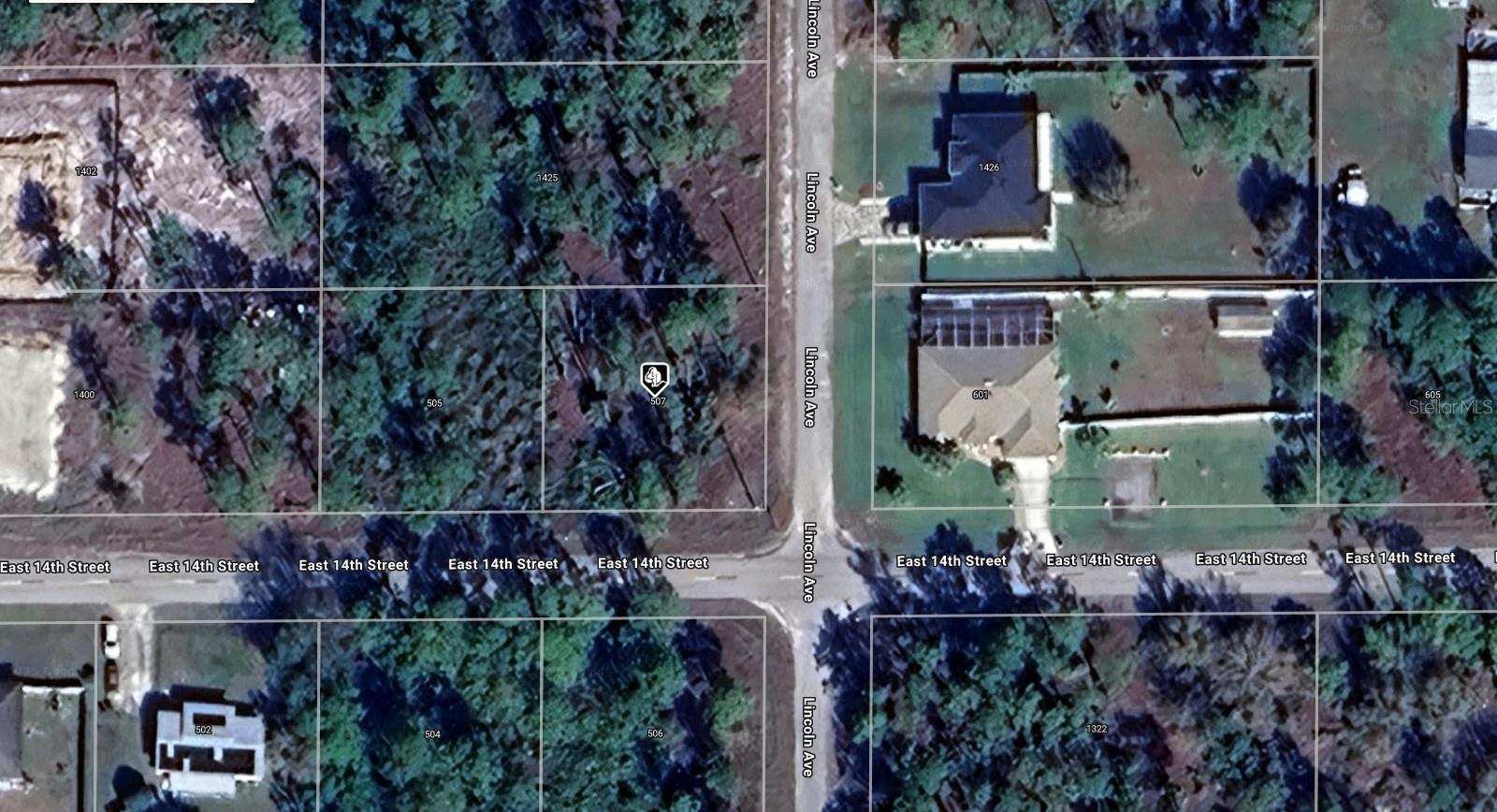 507 E 14th St, Lehigh Acres, FL 33972