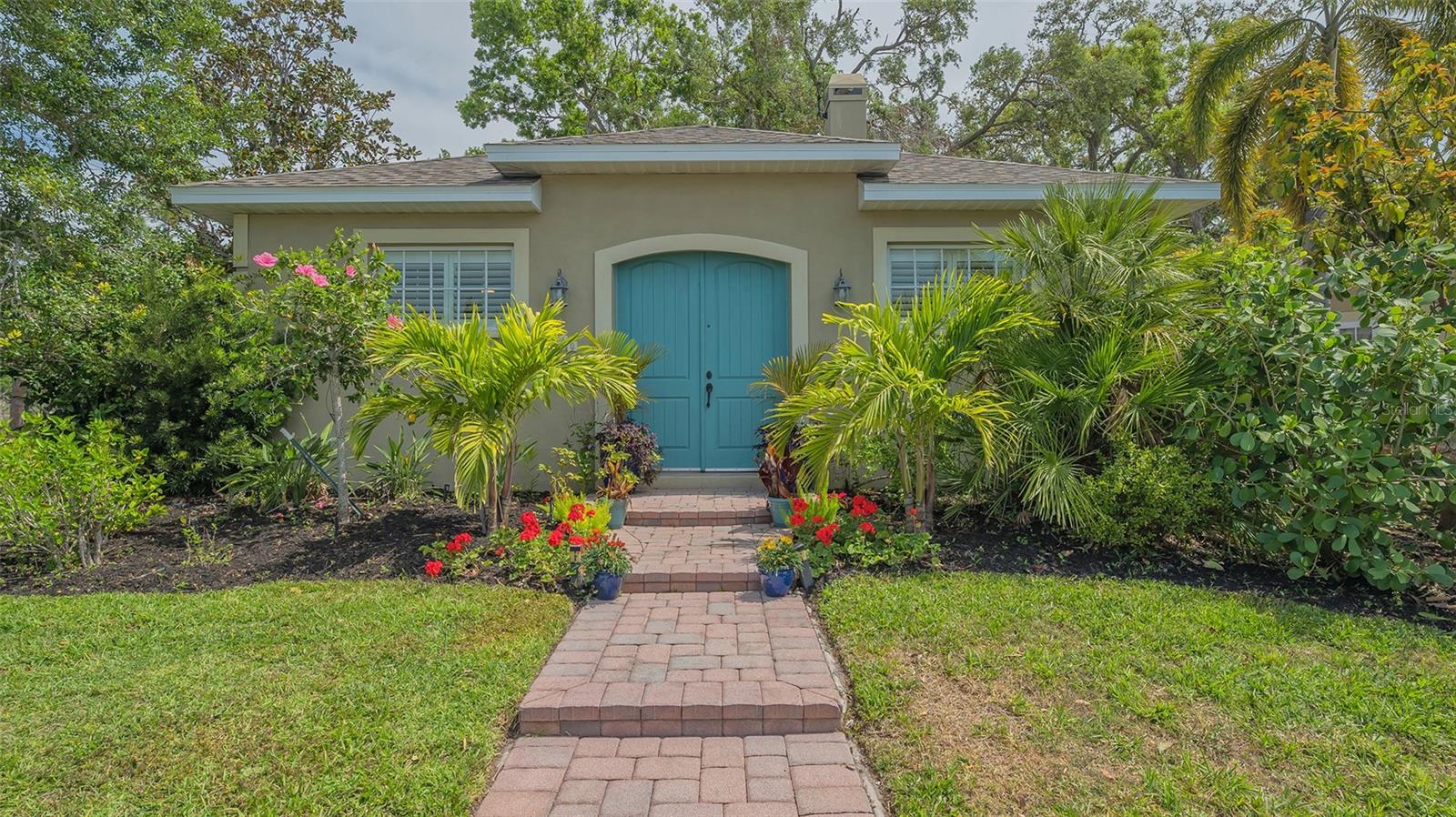 640 N Osprey Ave, Sarasota, FL 34236