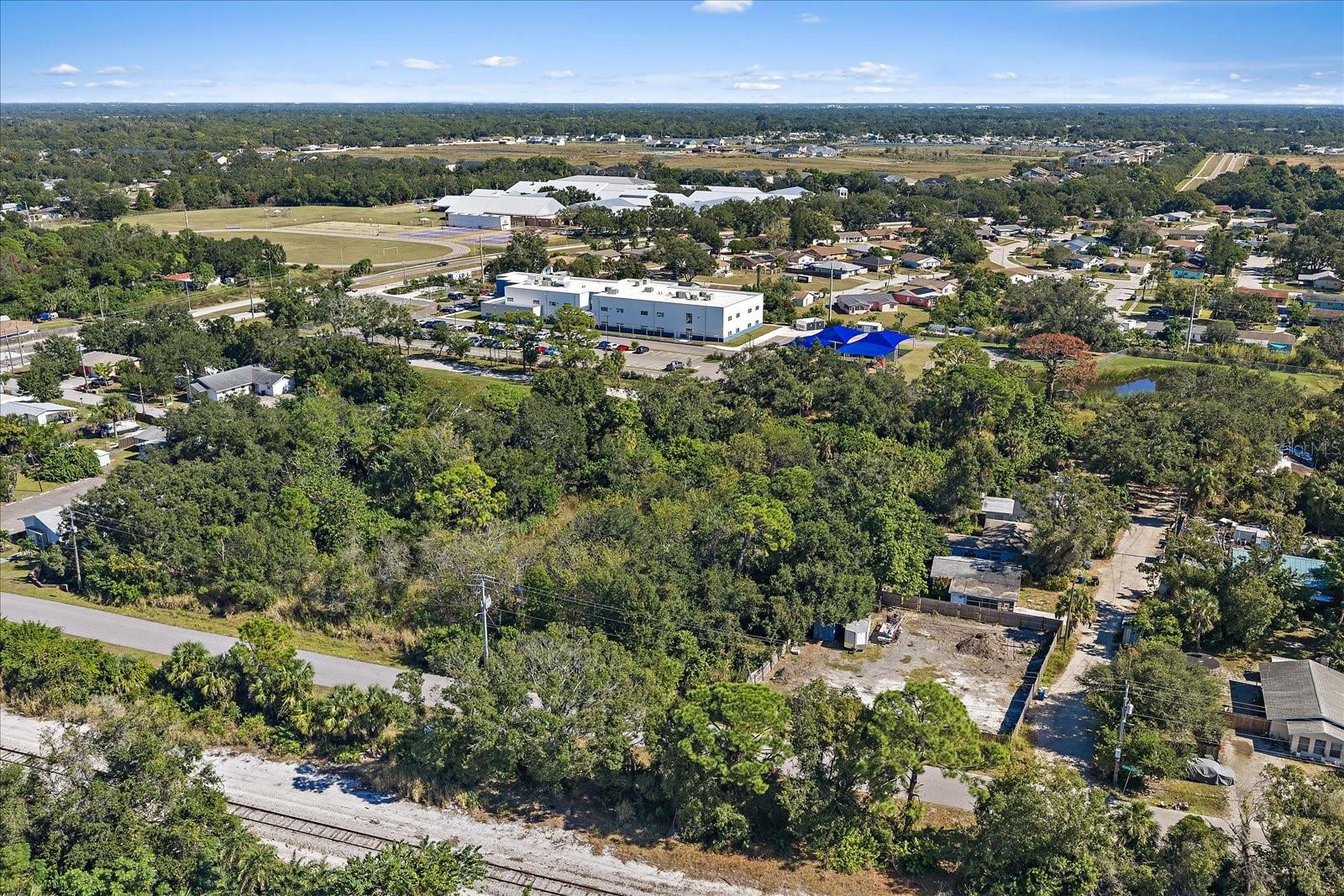 Leonard Reid Ave, Sarasota, FL 34234