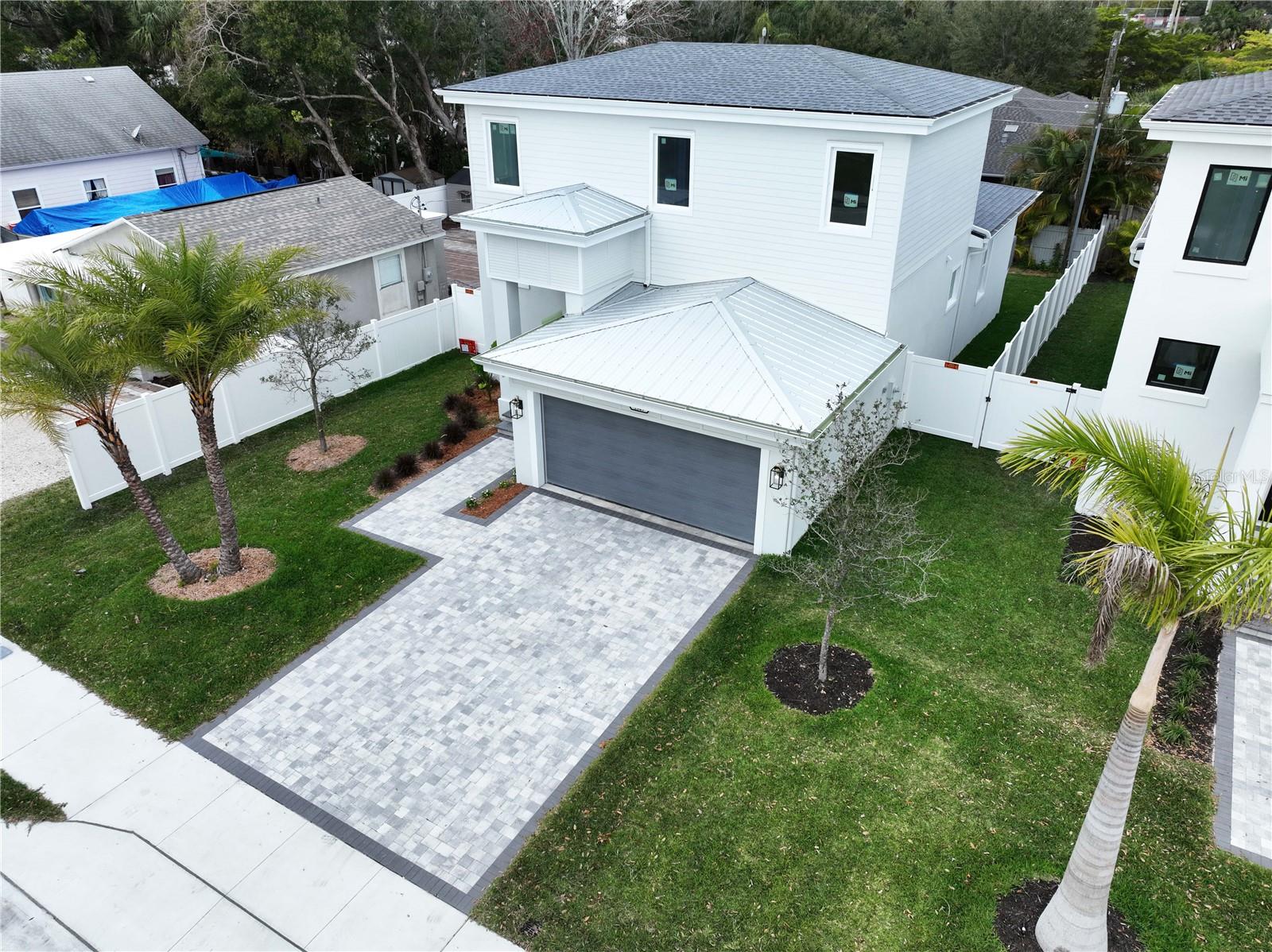 2345 Bahia Vista St, Sarasota, FL 34239