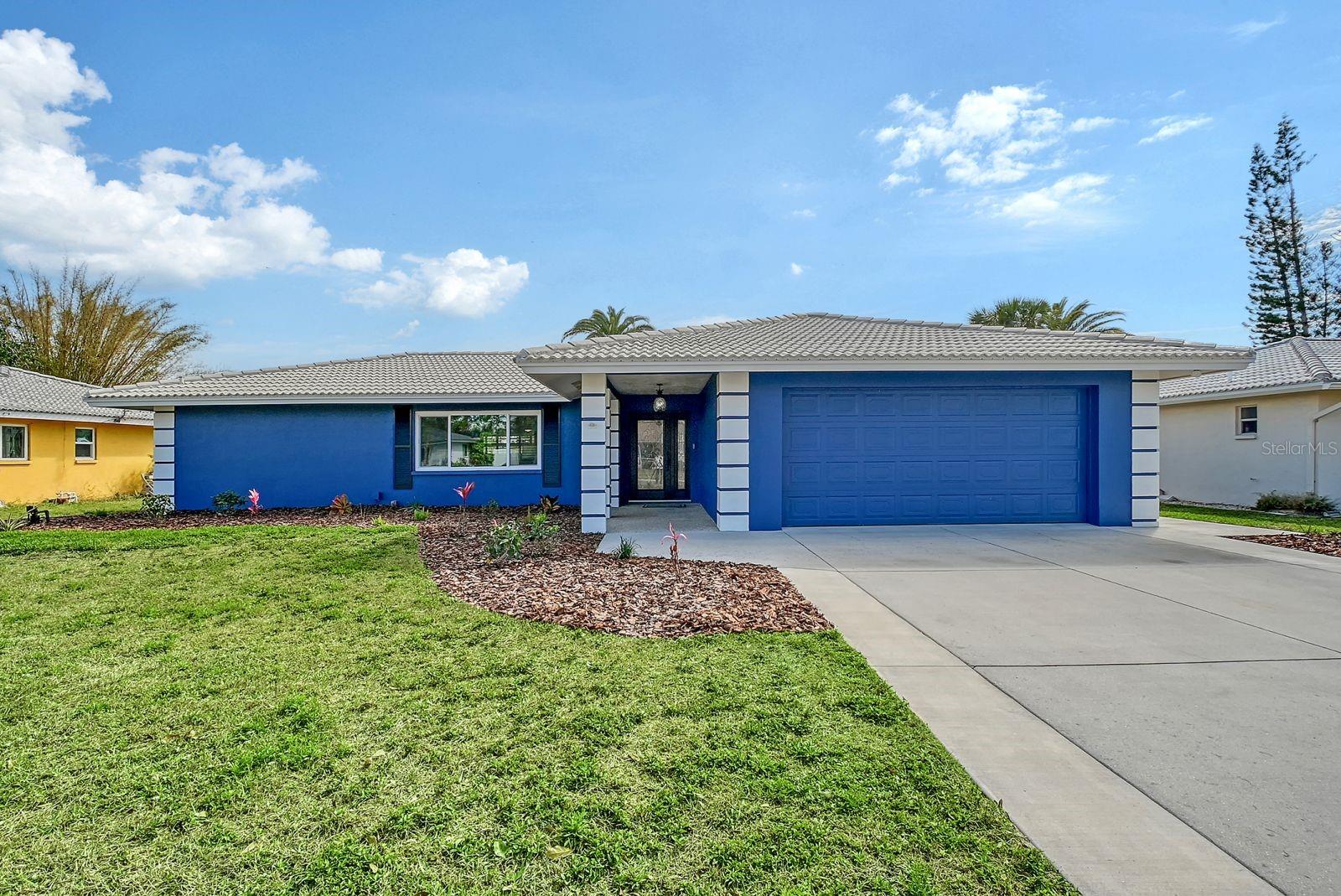 2434 Carlisle Pl, Sarasota, FL 34231
