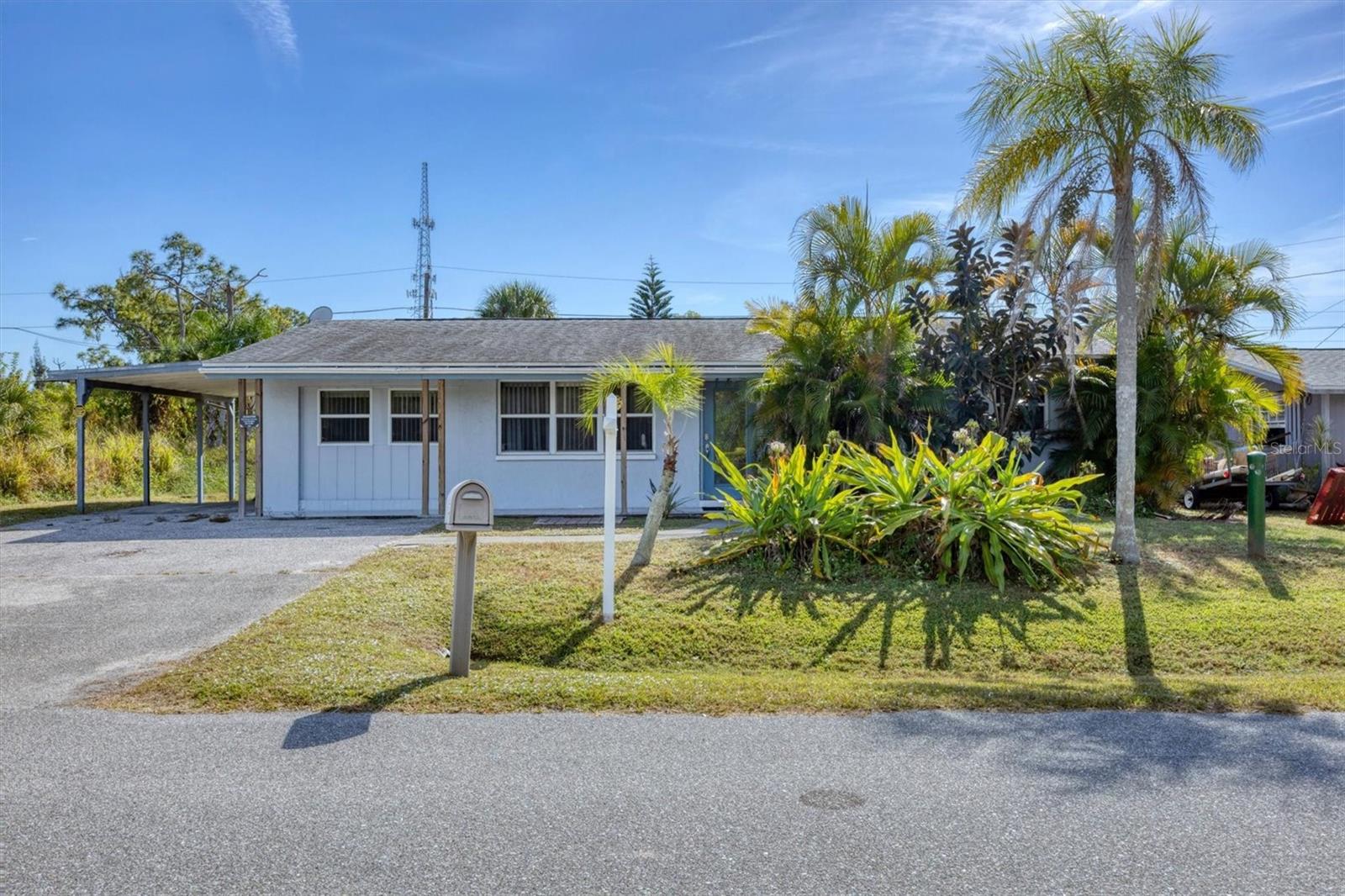 8301 Pelican Rd, Englewood, FL 34224