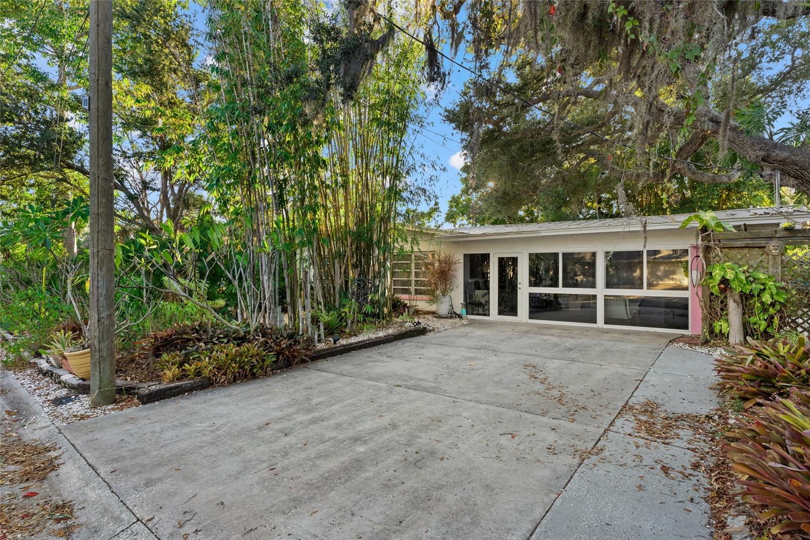 2207 Hickory Ave, Sarasota, FL 34234