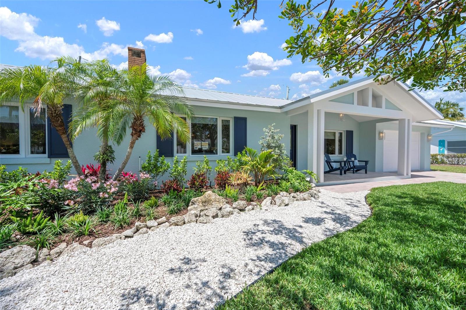 204 75th St, Holmes Beach, FL 34217