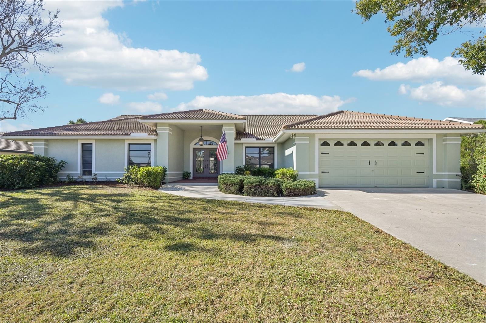 1146 Wyeth Dr, Nokomis, FL 34275