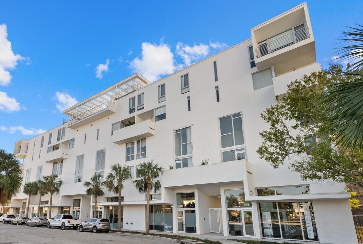 1350 5th St #306, Sarasota, FL 34236