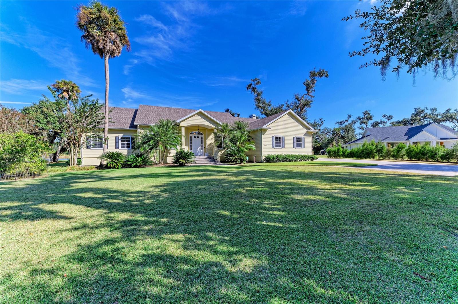 13648 Heritage Way, Sarasota, FL 34240