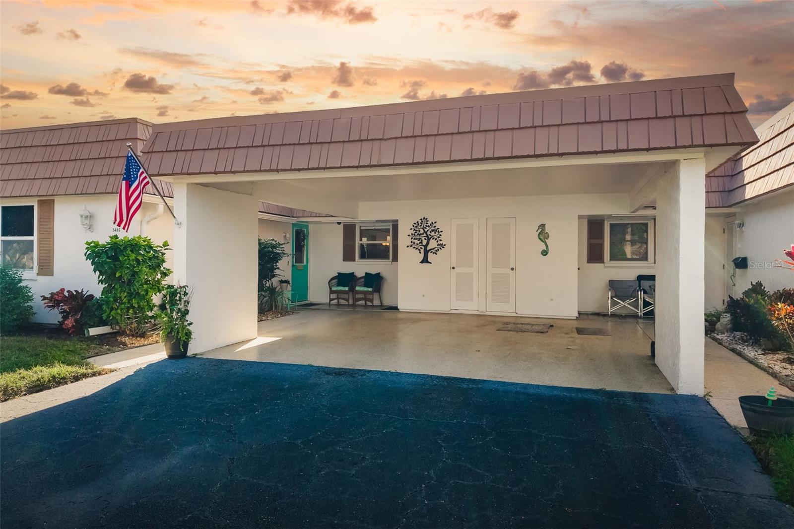 5486 Riverbluff Cir #V-24, Sarasota, FL 34231