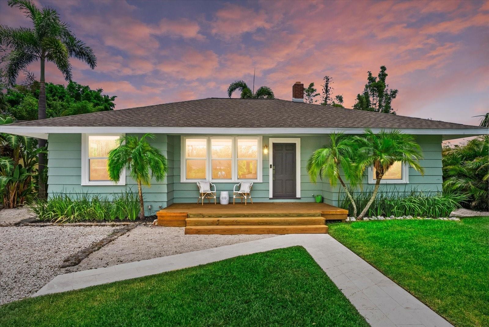 1051 Indian Beach Dr, Sarasota, FL 34234