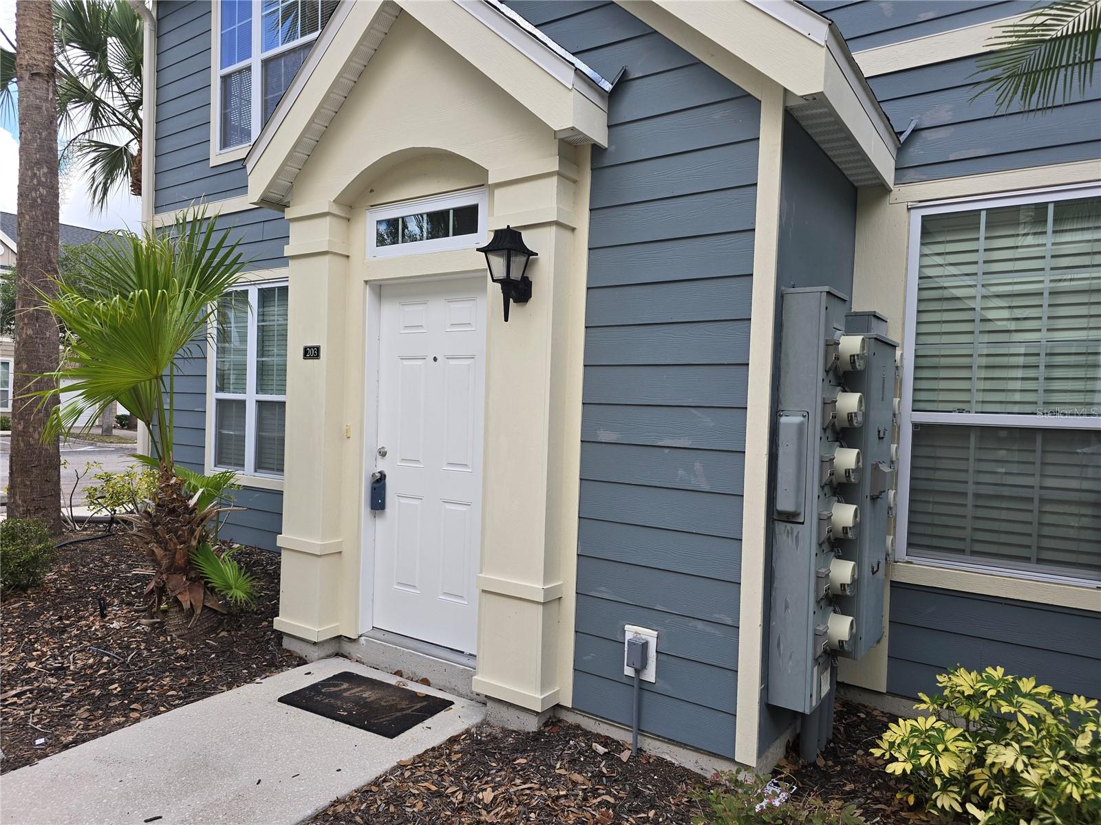 5601 Rosehill Rd #203, Sarasota, FL 34233