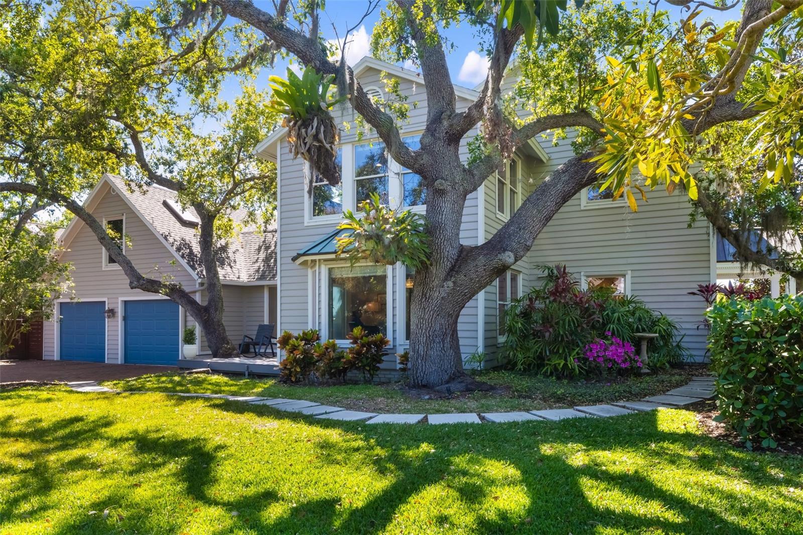 1434 Ladue Ln, Sarasota, FL 34231