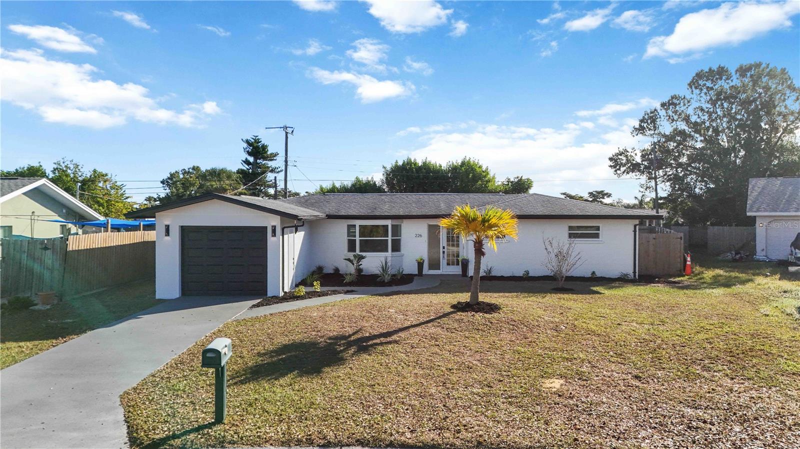 226 Parkview Dr, Venice, FL 34293