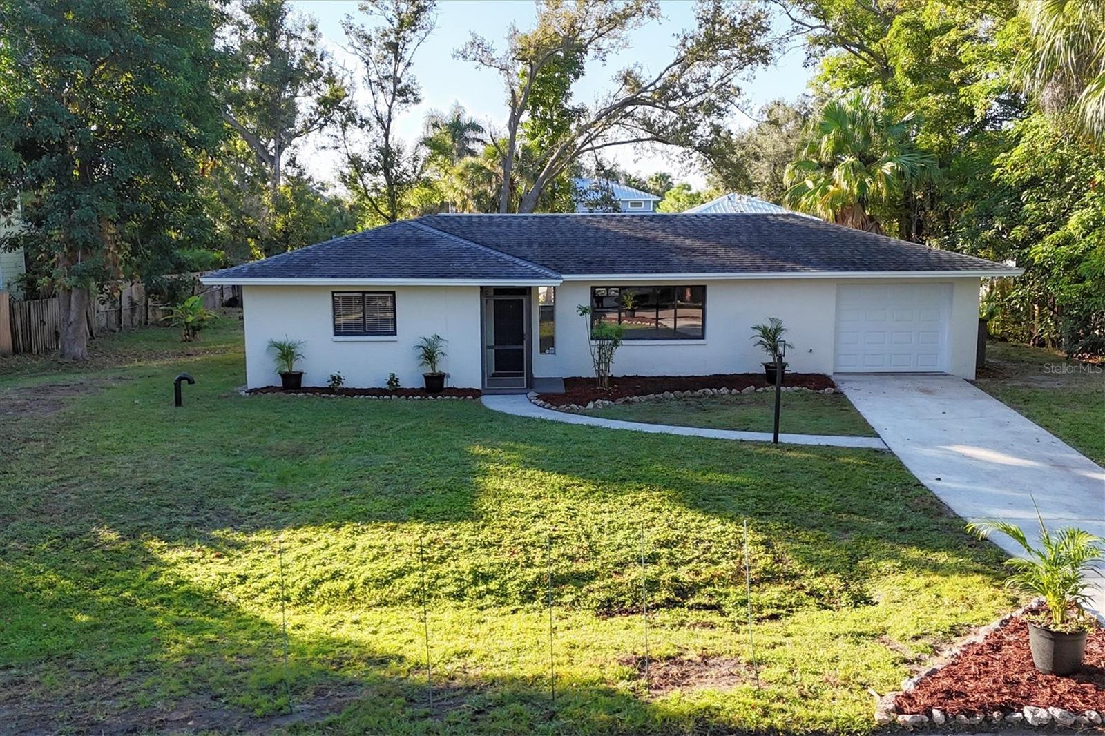 1632 Worrington St, Sarasota, FL 34231