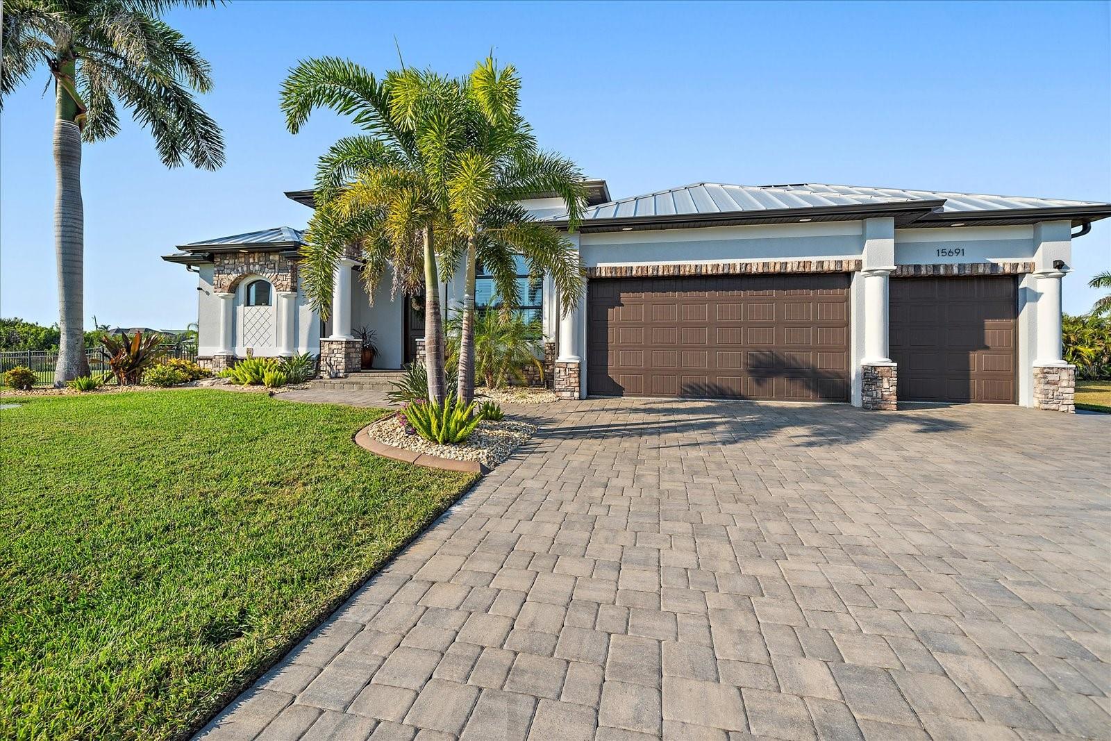 15691 Meacham Cir, Port Charlotte, FL 33981