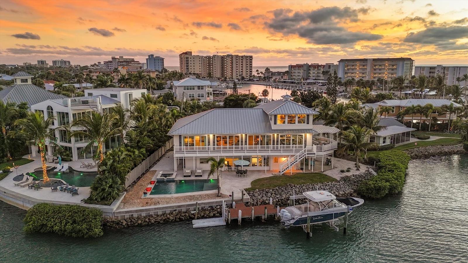 725 El Dorado Dr, Venice, FL 34285