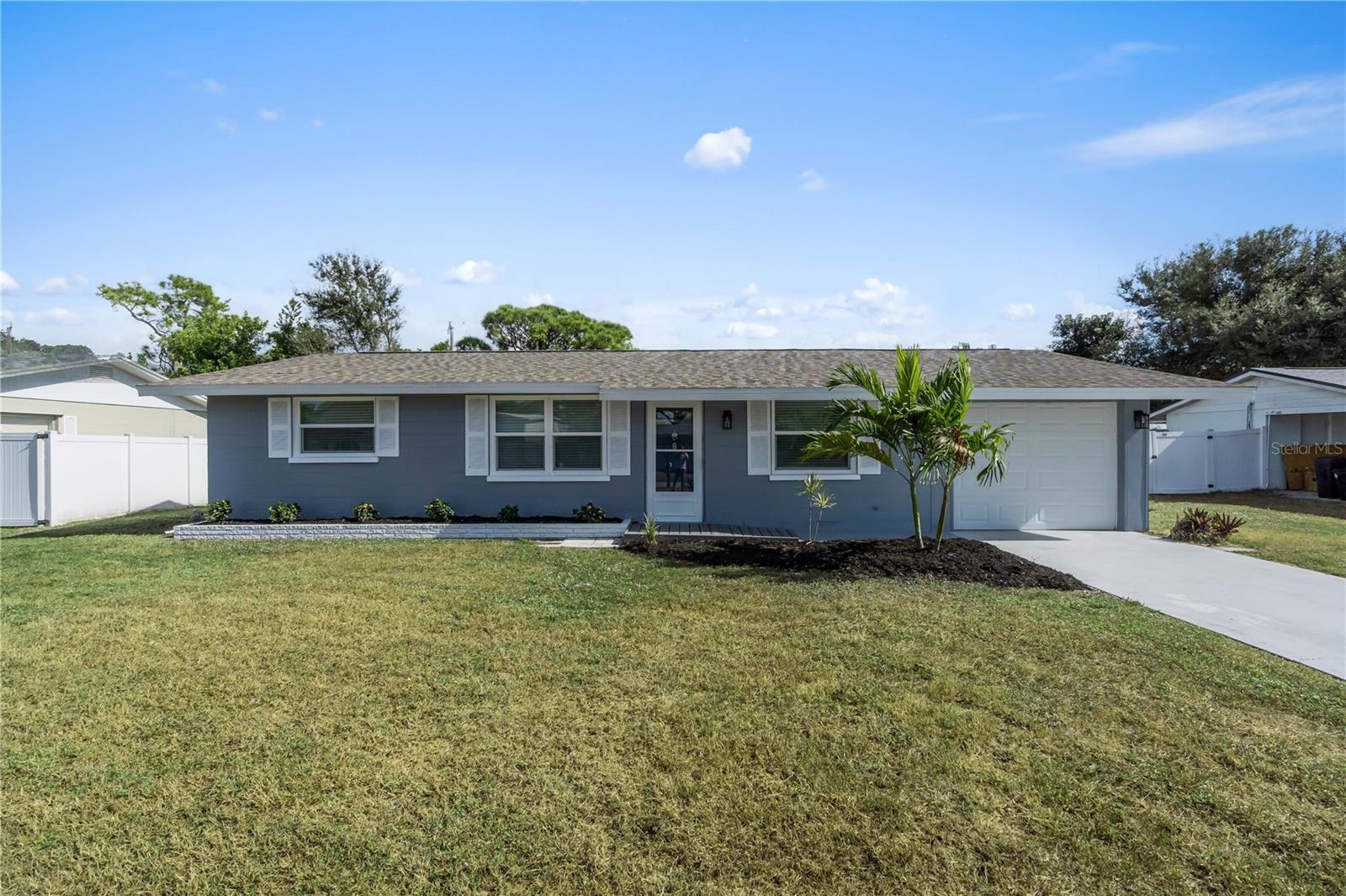3091 Sunset Beach Dr, Venice, FL 34293