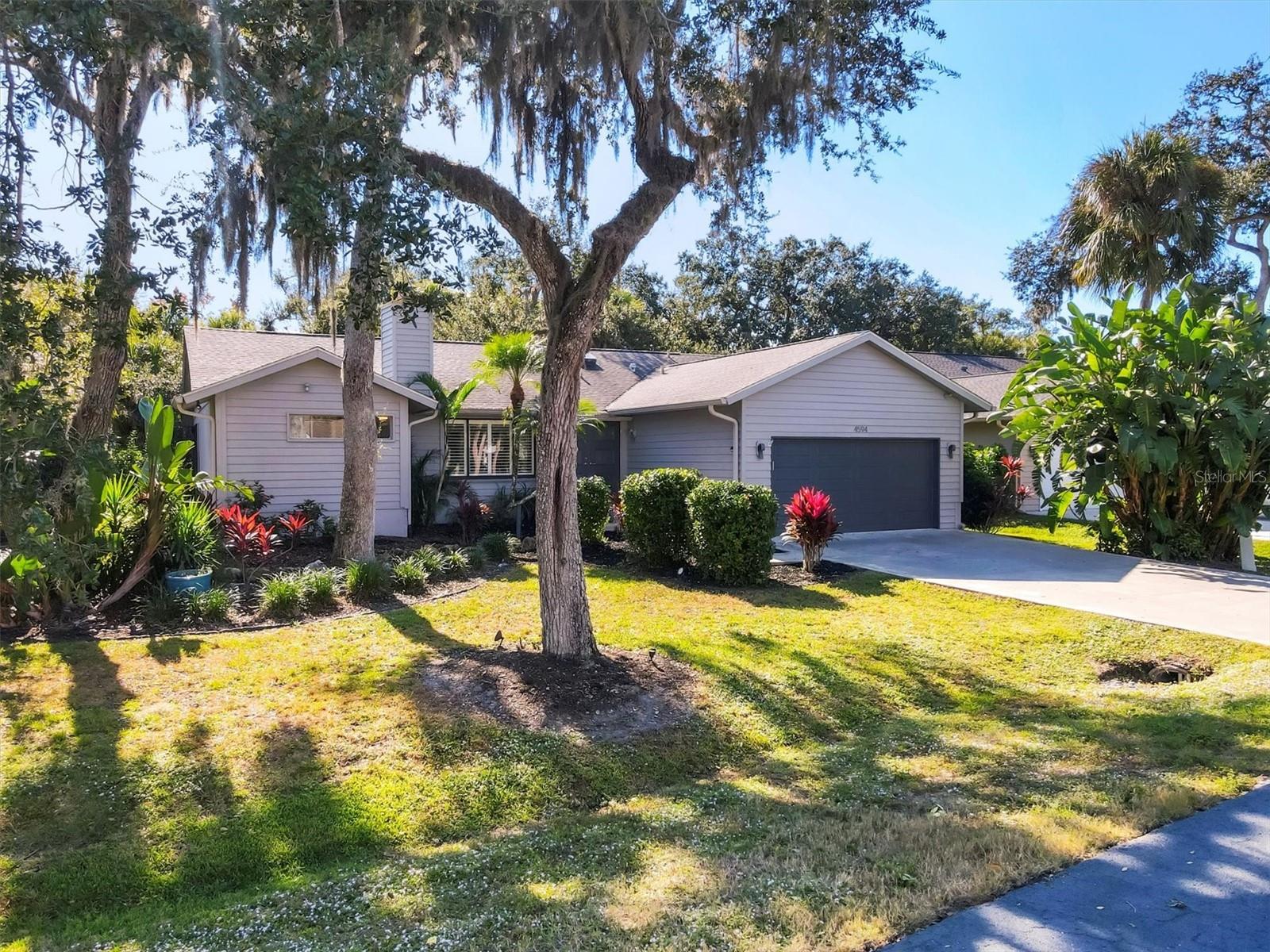 4594 Trails Dr, Sarasota, FL 34232