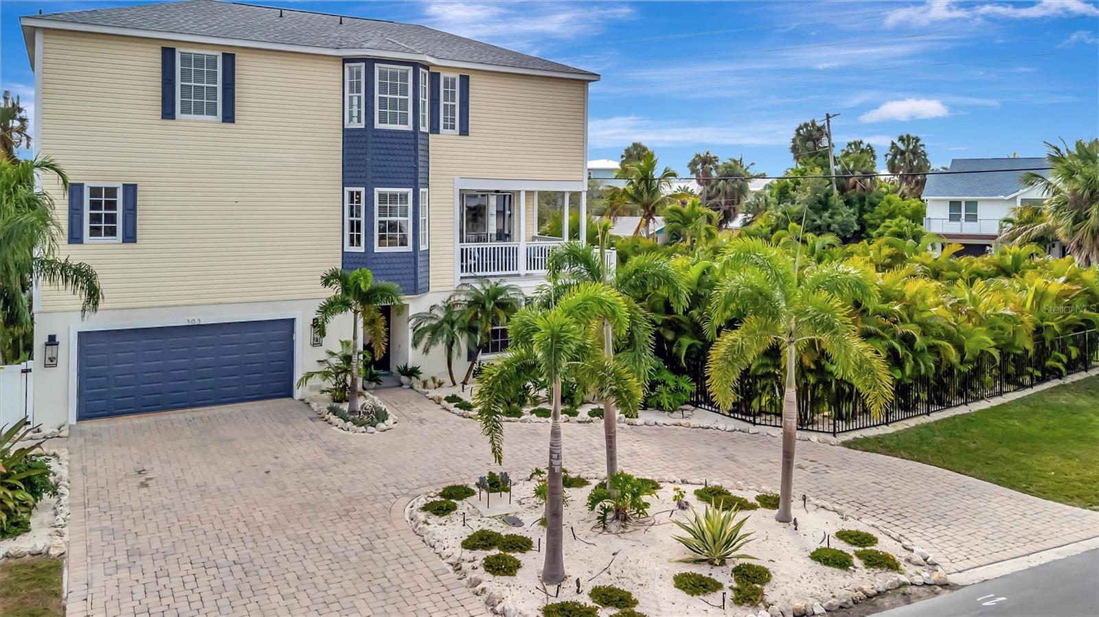 303 58th St, Holmes Beach, FL 34217