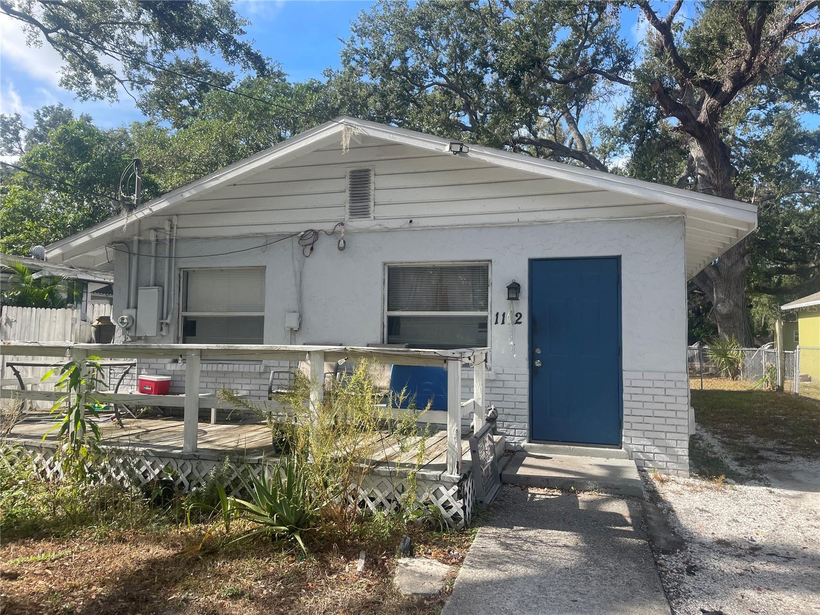 1112 6th St E, Bradenton, FL 34208