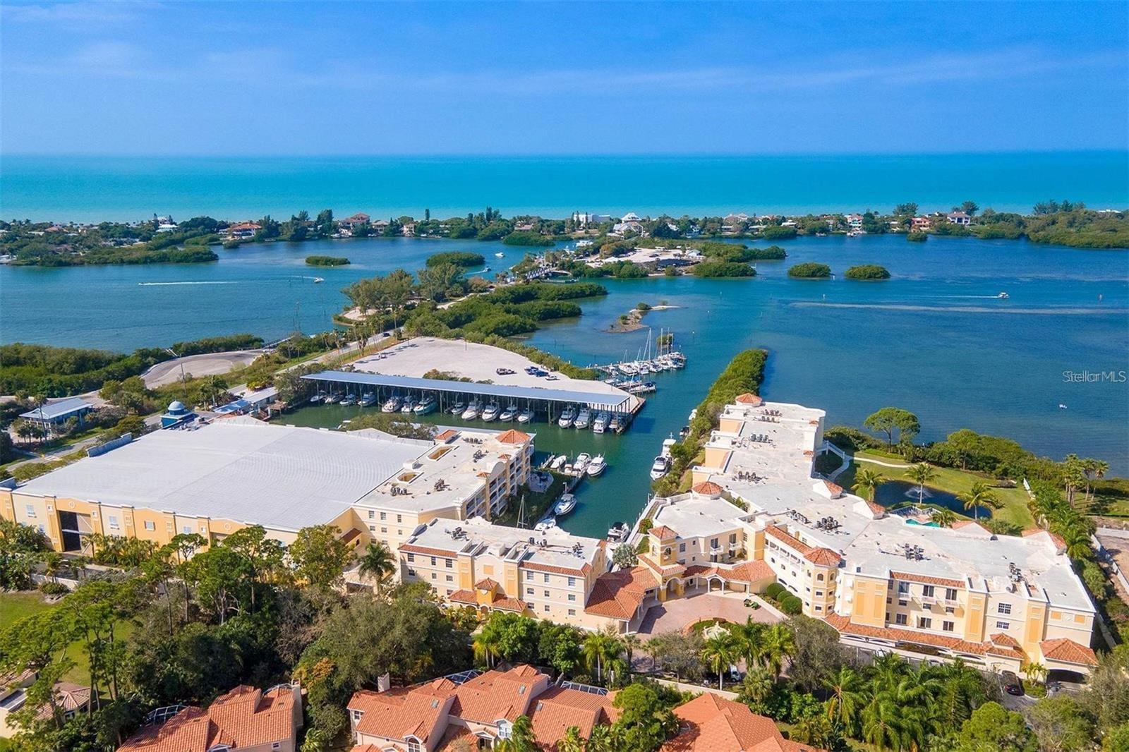 570 Blackburn Point Rd #33, Osprey, FL 34229