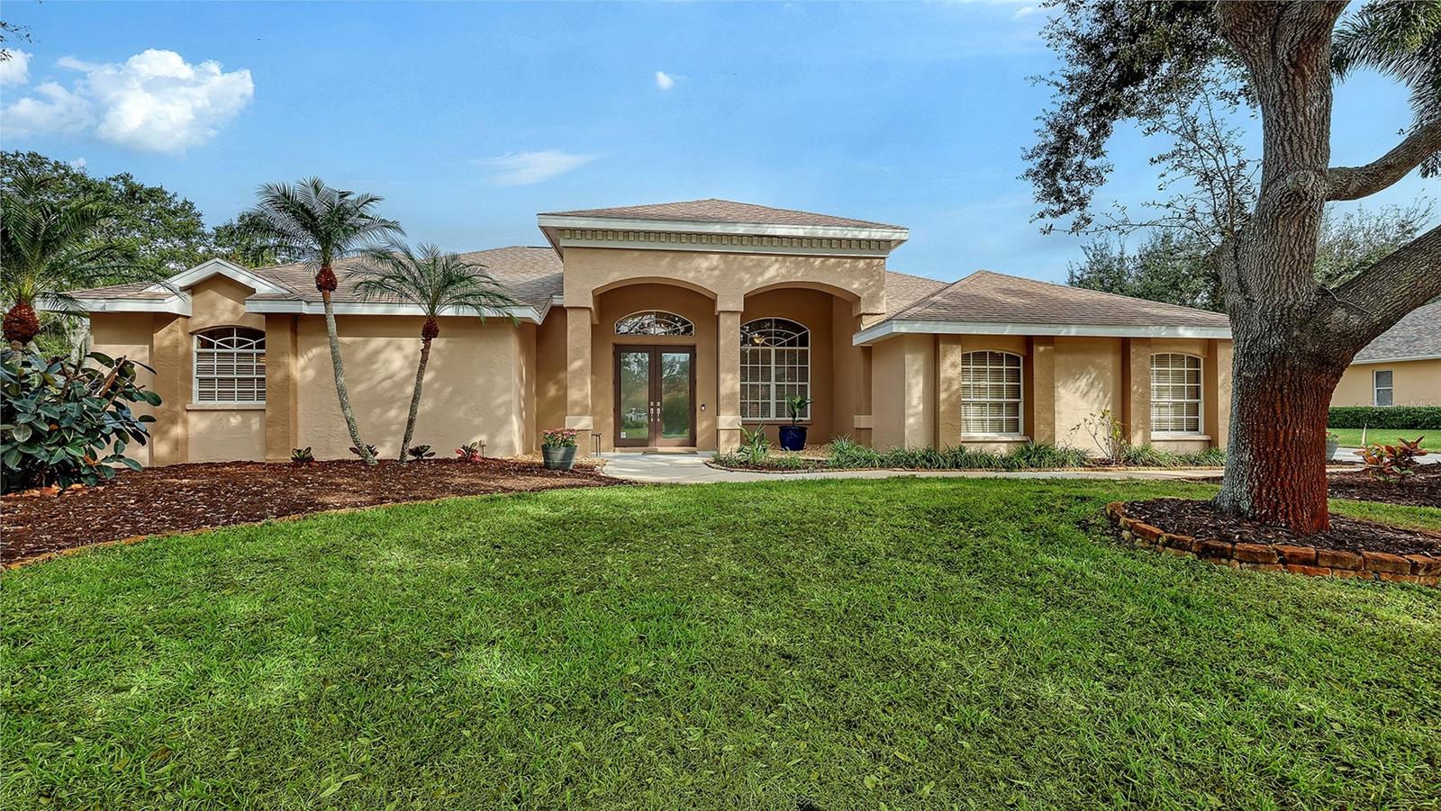 7065 N Serenoa Dr, Sarasota, FL 34241