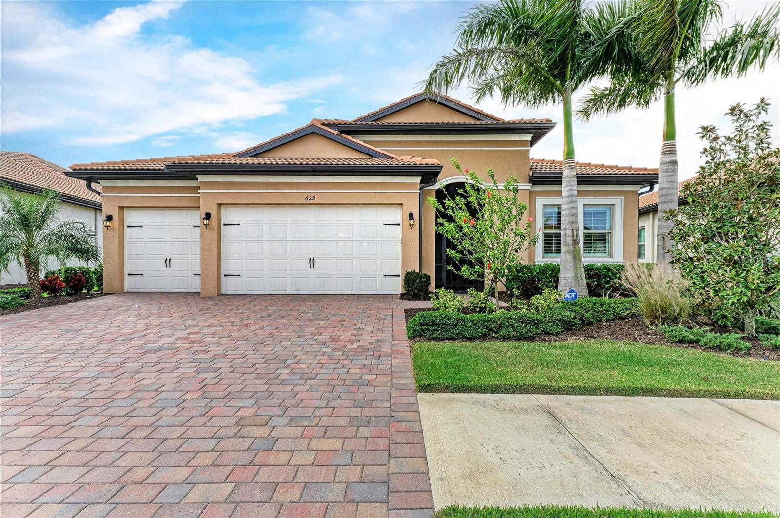 629 Maraviya Blvd, Nokomis, FL 34275