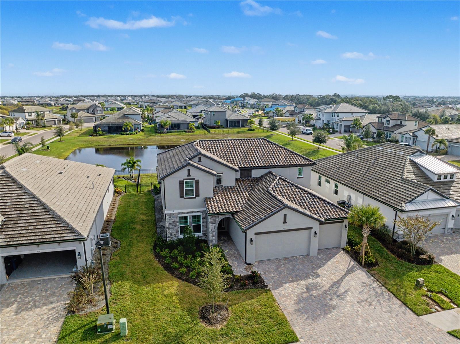 4811 Honey Dew Ln, Bradenton, FL 34211