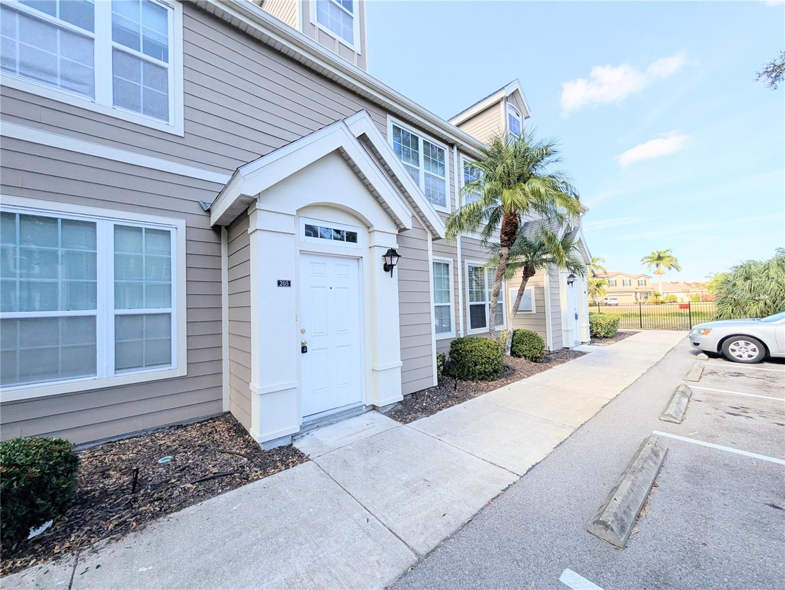 5531 Rosehill Rd #203, Sarasota, FL 34233