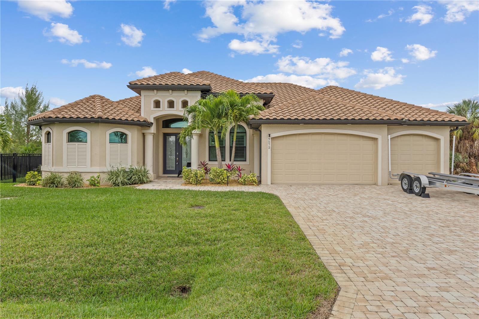 9572 President Cir, Port Charlotte, FL 33981