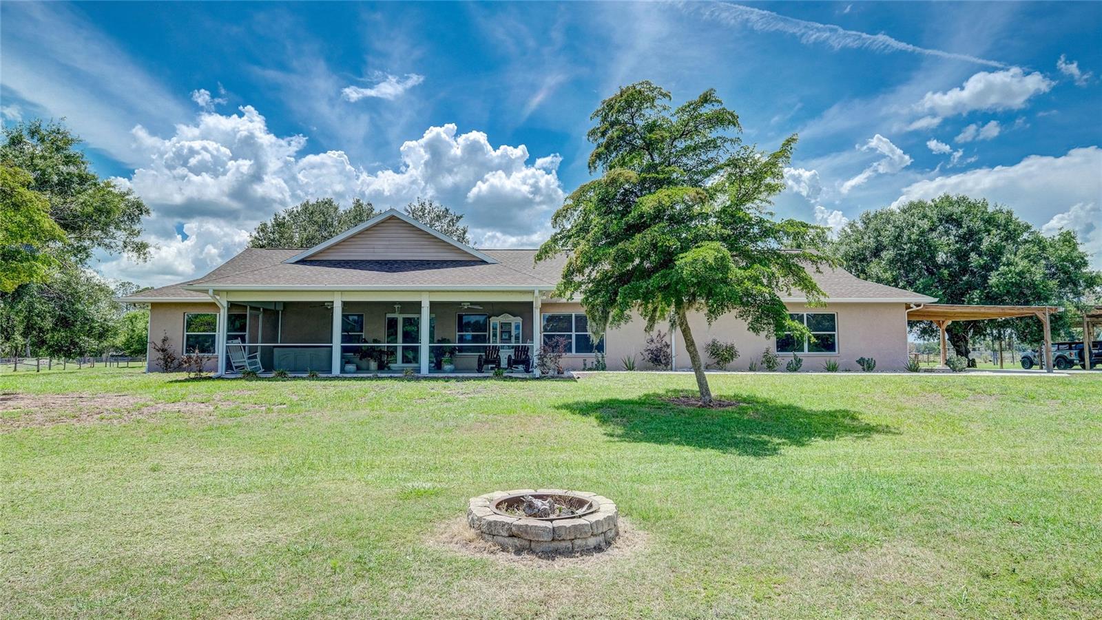 560 Oakford Rd, Sarasota, FL 34240