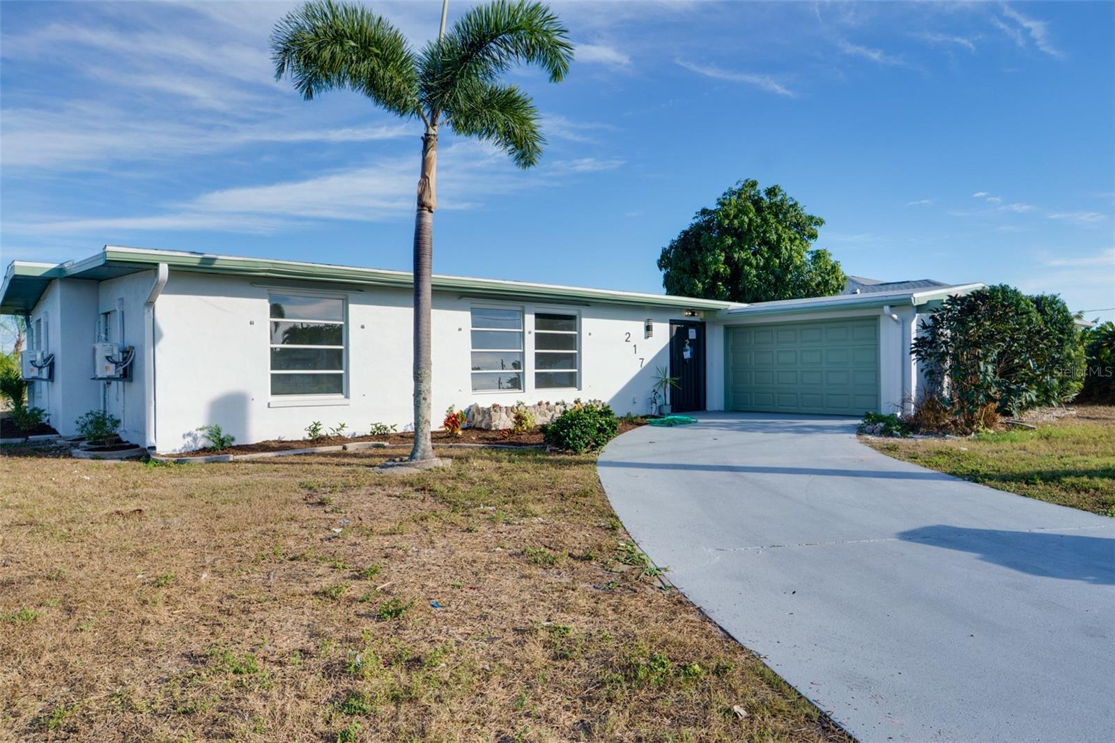217 W Tarpon Blvd Nw, Port Charlotte, FL 33952