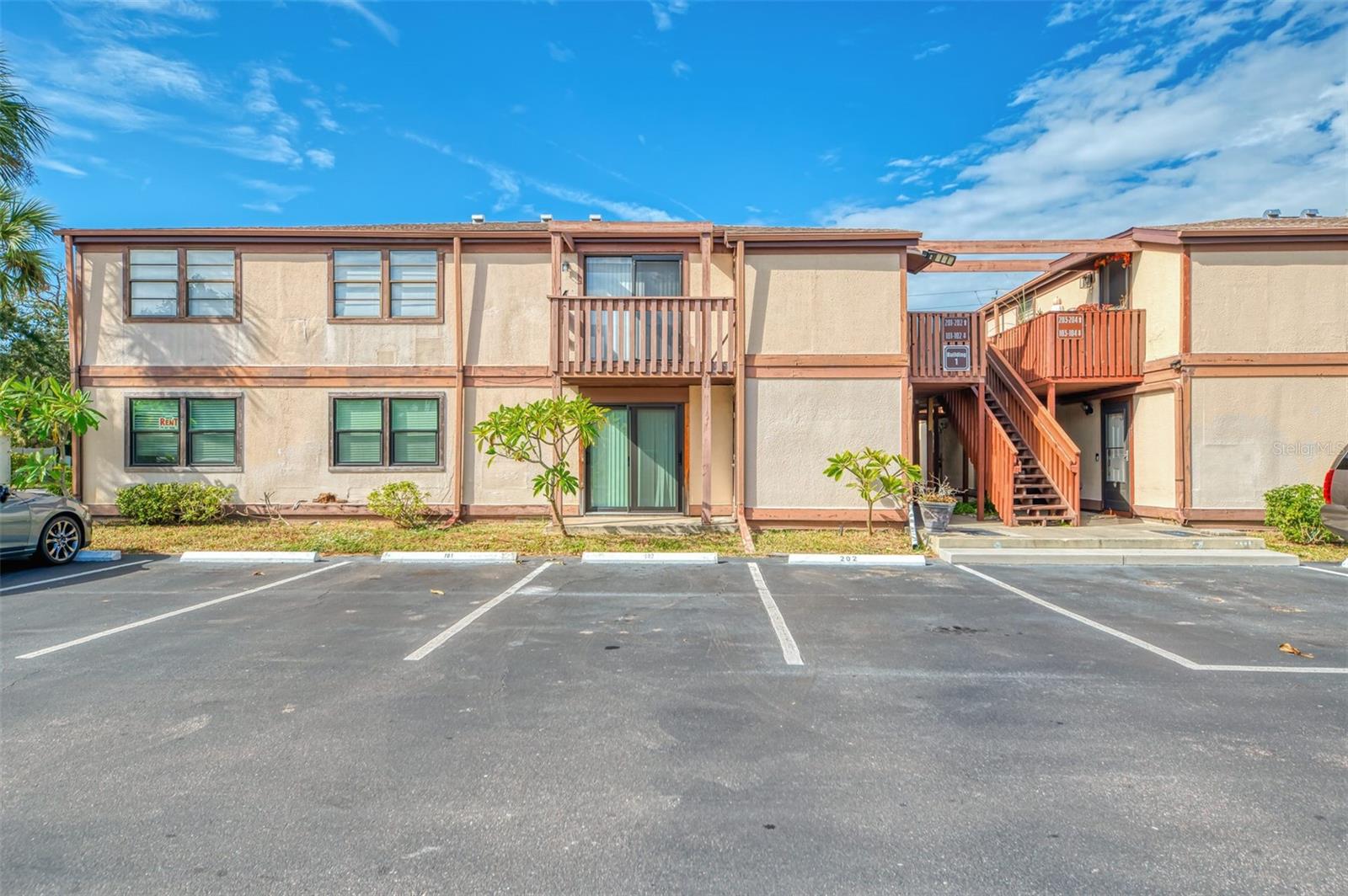 5026 Water Oak Dr #102, Bradenton, FL 34207