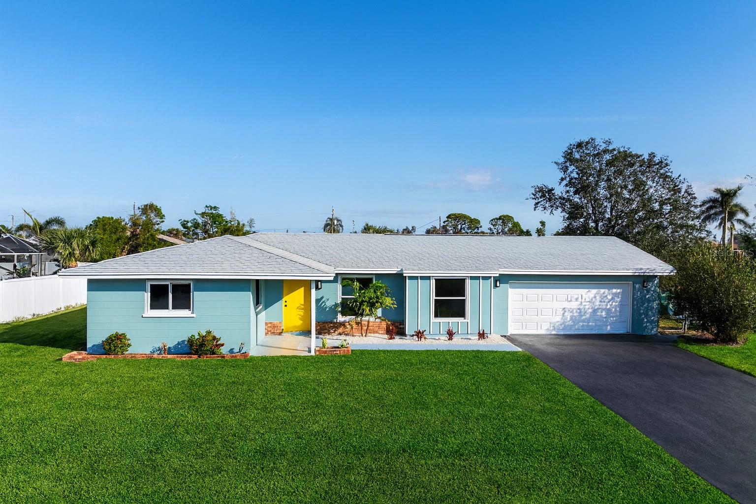 114 Francis Dr Ne, Port Charlotte, FL 33952
