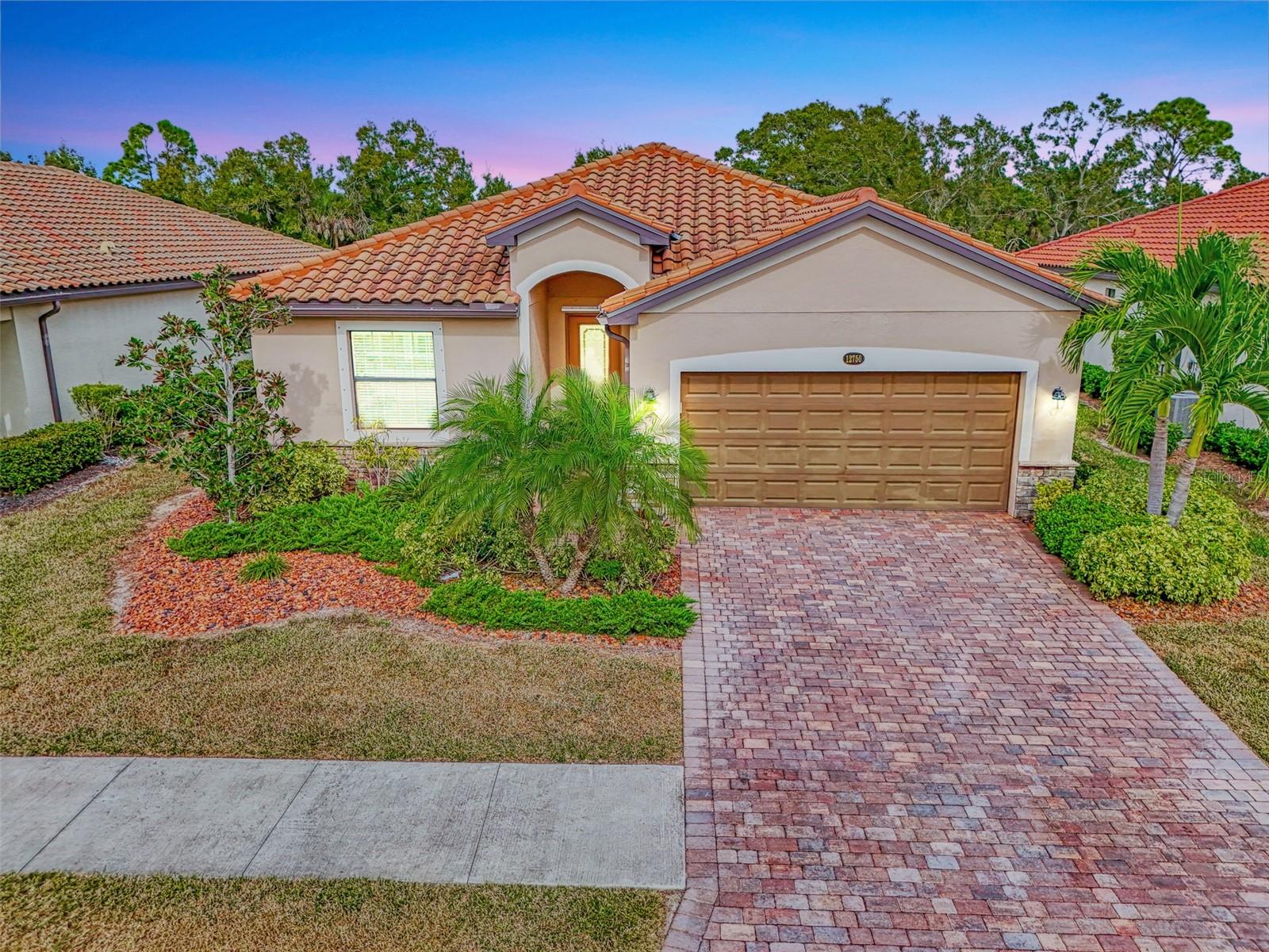 12750 Cinqueterre Dr, Venice, FL 34293