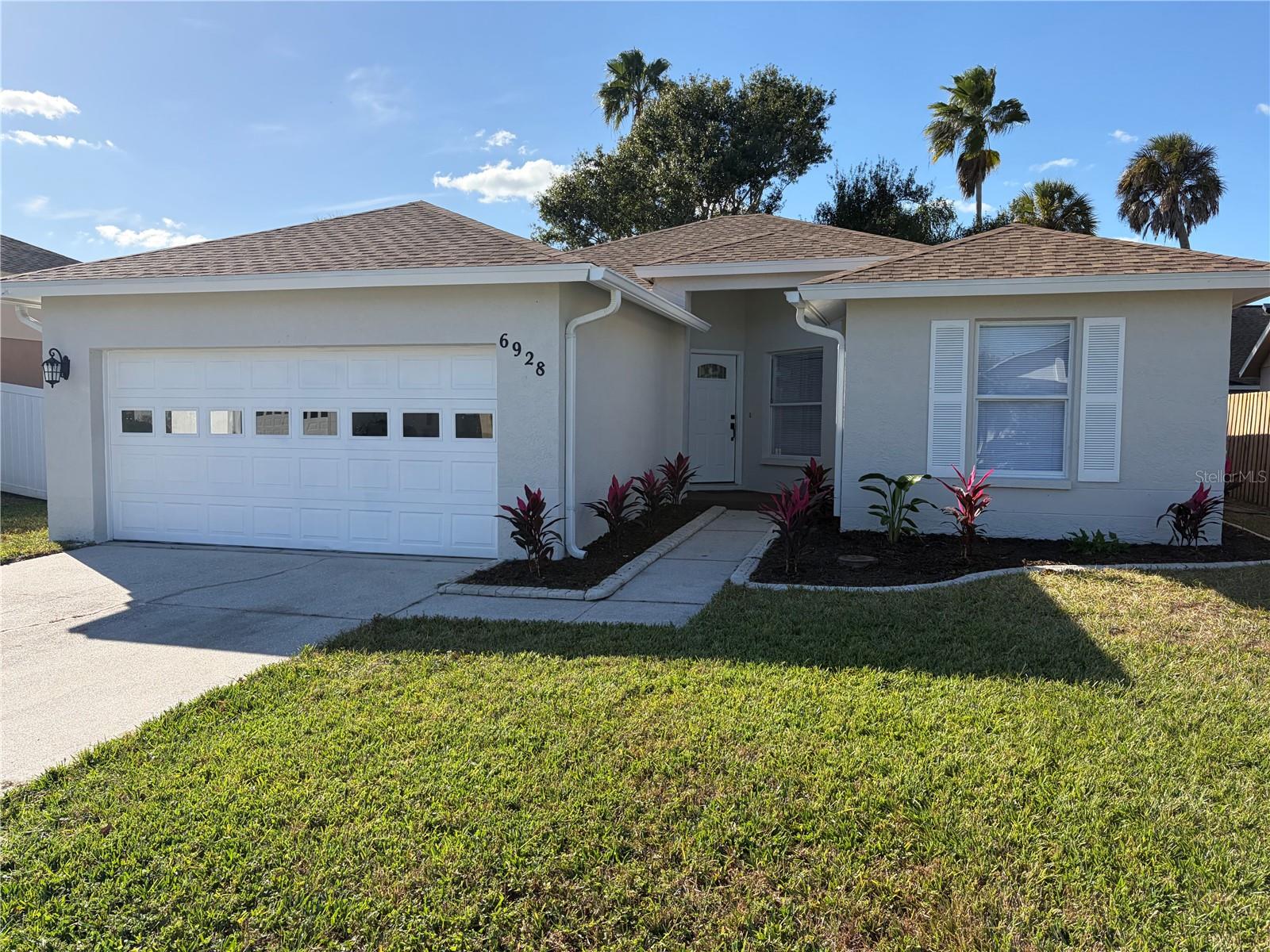6928 43rd Ct E, Sarasota, FL 34243