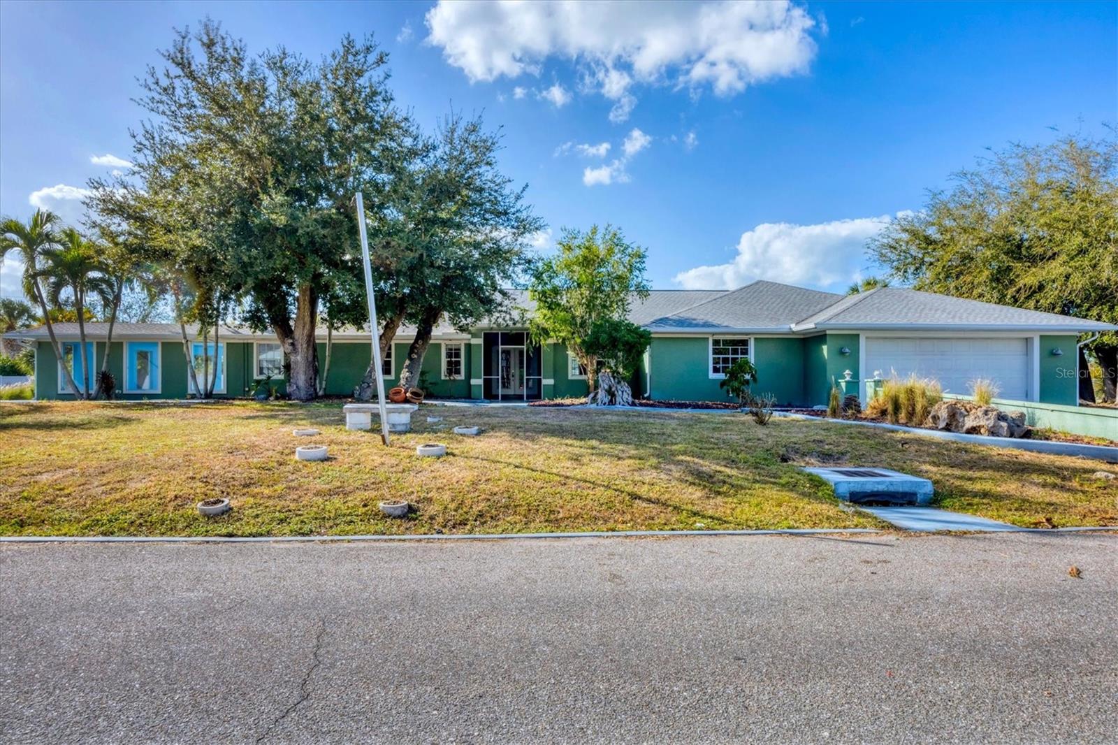 2540 Carmine Rd, Venice, FL 34293