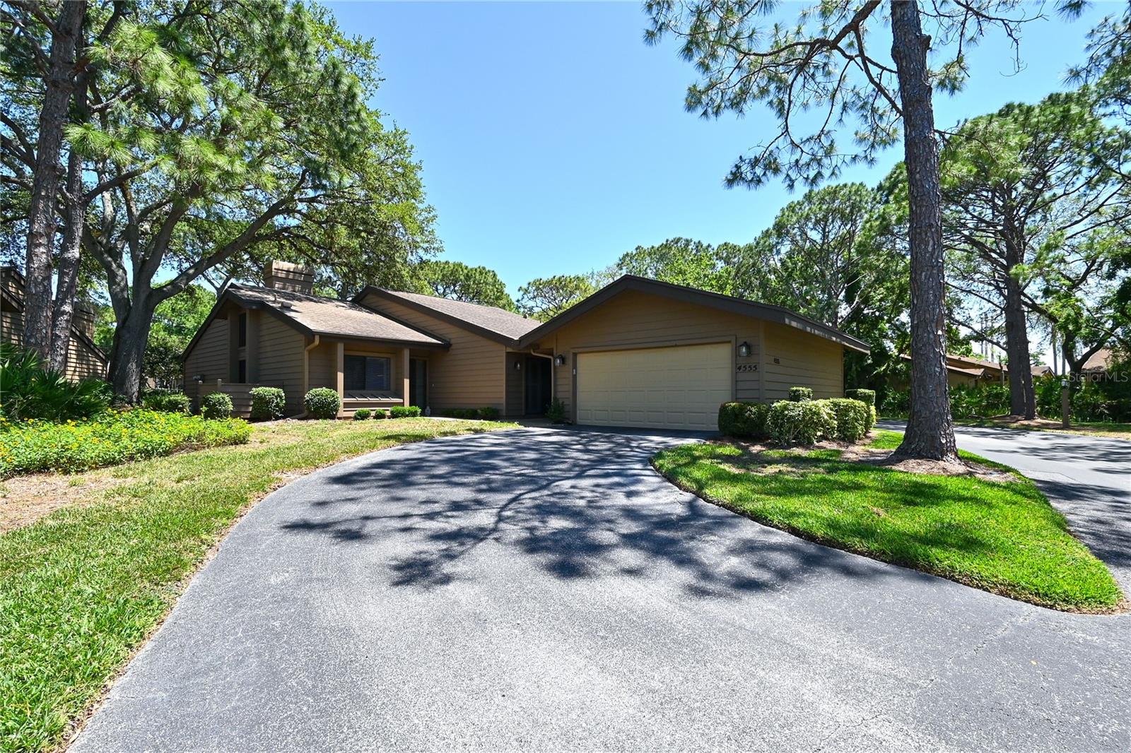 4555 Chandlers Forde #47, Sarasota, FL 34235