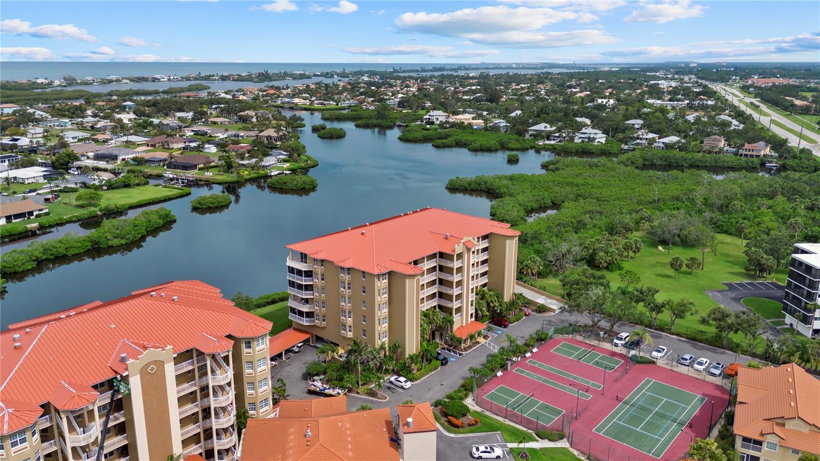 5100 Jessie Harbor Dr #403, Osprey, FL 34229