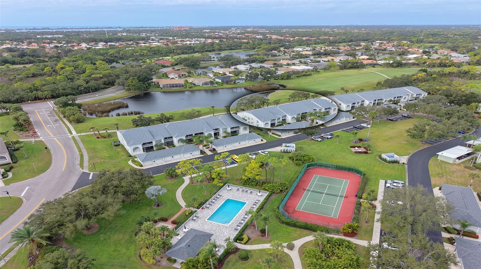 9480 High Gate Dr #2122, Sarasota, FL 34238