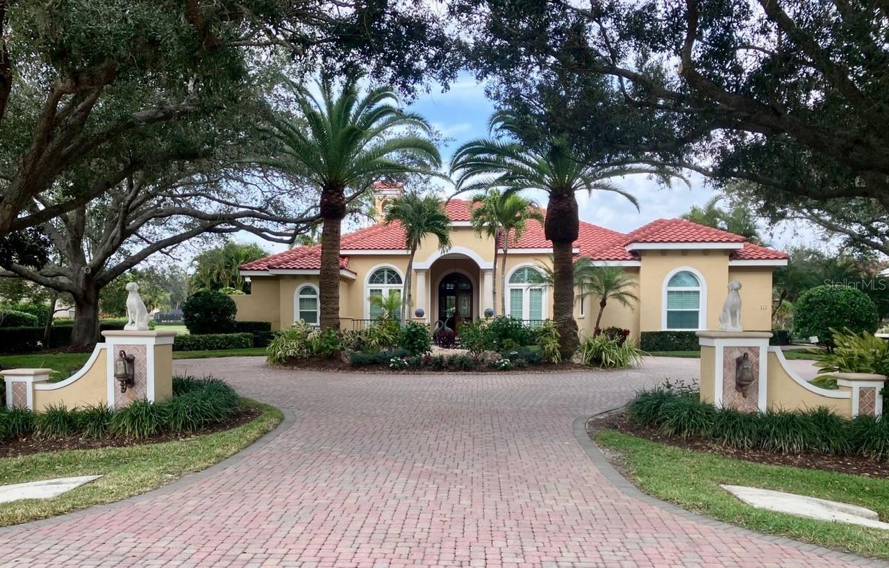 433 E Macewen Dr, Osprey, FL 34229