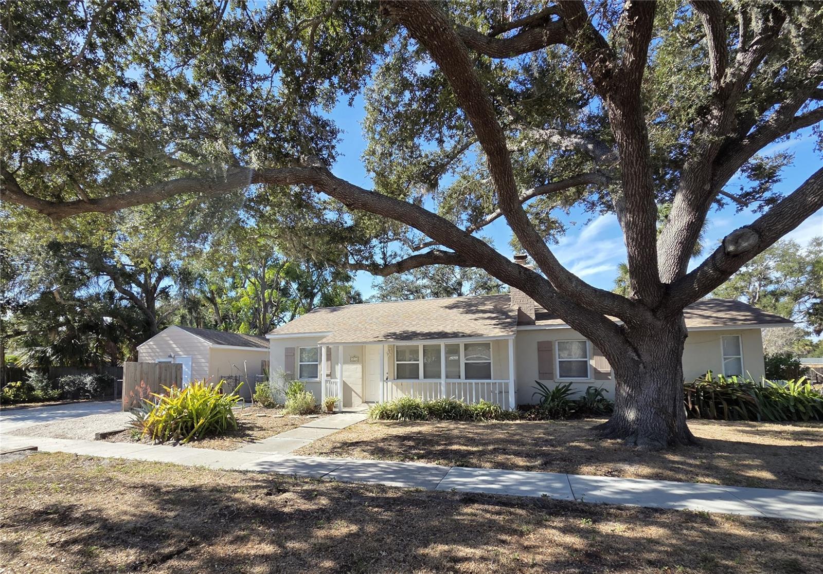 3934 Briggs Ave, Sarasota, FL 34231