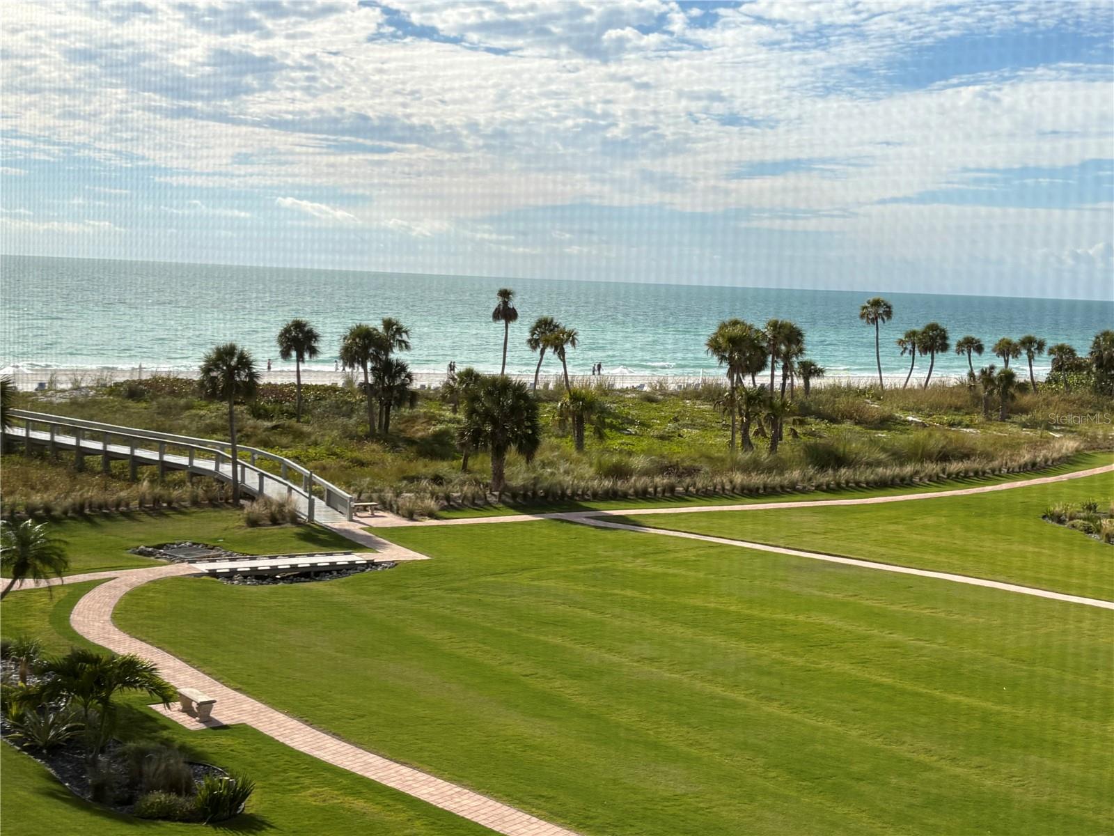 1425 Gulf Of Mexico Dr #308, Longboat Key, FL 34228